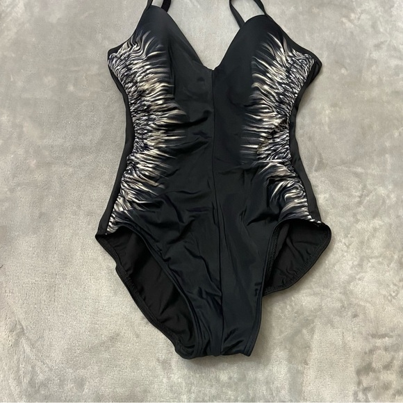 New! Miraclesuit Warp Speed Temptation One Piece Swimsuit 24754 - Picture 5 of 12